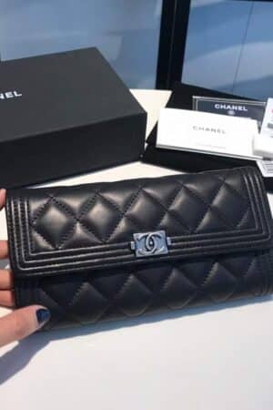 [샤넬] 보이 장지갑 램스킨 80283