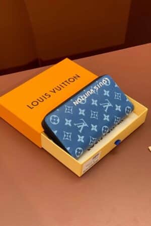 [루이비통] 지피 버티컬 월릿