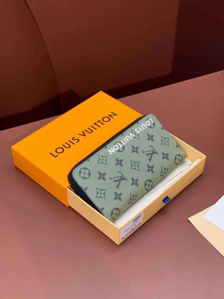 [루이비통] 지피 버티컬 월릿