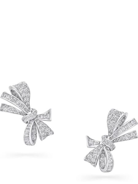 [그라프] 틸다의 보 클래식 다이아몬드 스터드 이어링 RGE1149