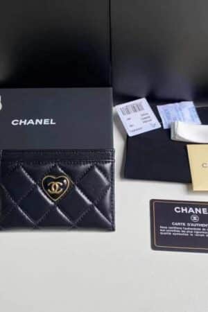 [샤넬] 하트 CC로고 카드지갑