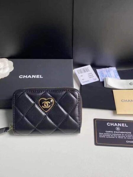 [샤넬] 하트 지퍼돌이 카드지갑