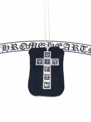 [크롬하츠] 프레임 참 크로스 팬던트