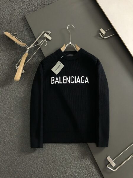 [발렌시아가] 니트 스웨터