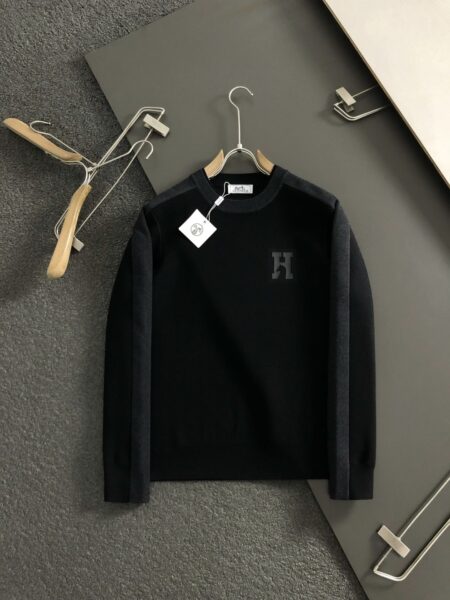 [에르메스] H 로고 니트 스웨터