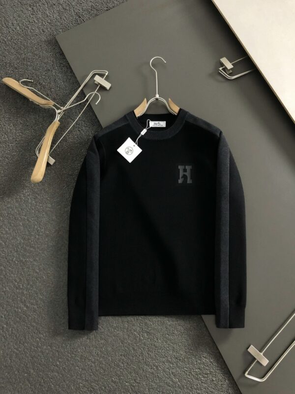 [에르메스] H 로고 니트 스웨터