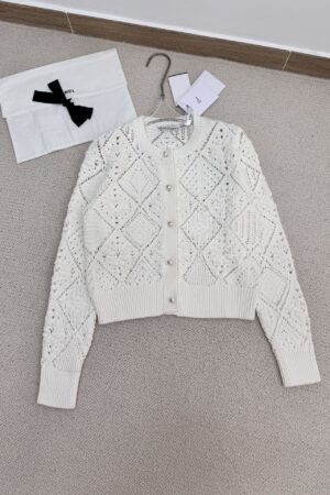 [디올] 화이트 오픈워크 코튼 니트 614W02A7085