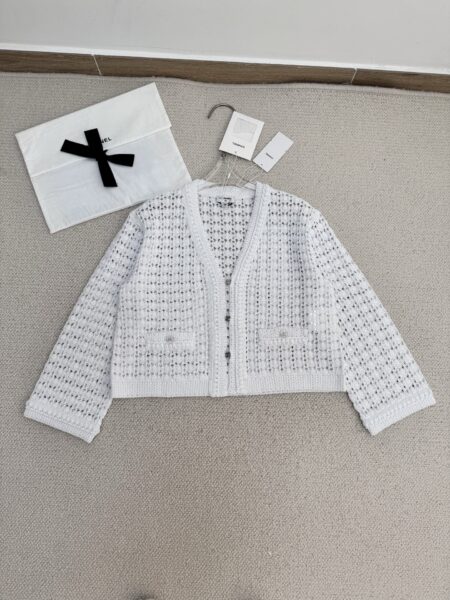 [샤넬] 크로셰 니트 가디건 (2 COLORS)