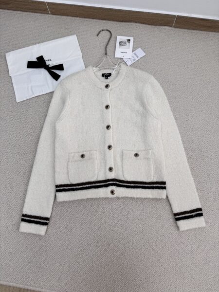 [샤넬] 캐시미어 가디건 P79705-K11593-U2860