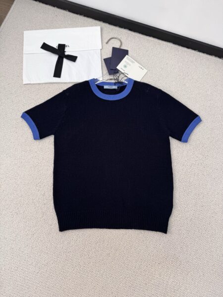 [프라다] 쇼트 슬리브 캐시미어 및 저지 스웨터