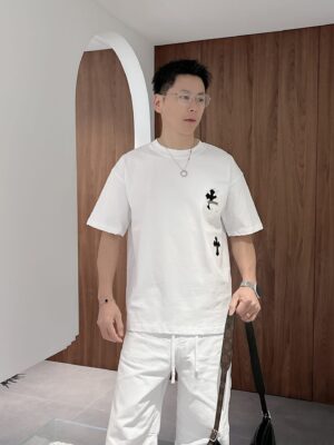 [크롬하츠] 크로스 패치 로고 티셔츠 ( 2 COLORS)