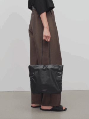 [더 로우] 핌 가죽 백 / 블랙