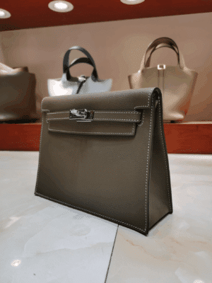 [에르메스] 켈리 Danse 22cm Evercolor/ Etoupe - Silver