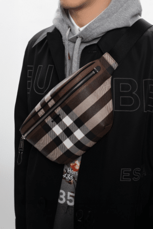 [버버리] 벨트백 559140