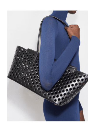 [알라이아] 네오 미나 32 백 퍼퍼레이트 카프스킨 블랙 AA1S03132CA289