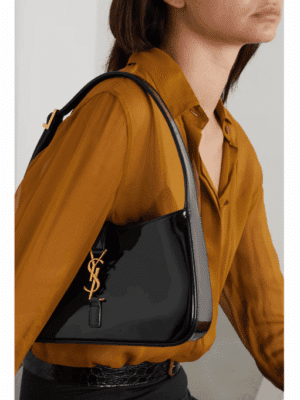 [생로랑] 페이턴트 가죽 le 5 à 7 호보백  657228