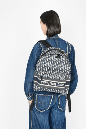 [디올] 트래블 백팩 블루 오블리크 M6104