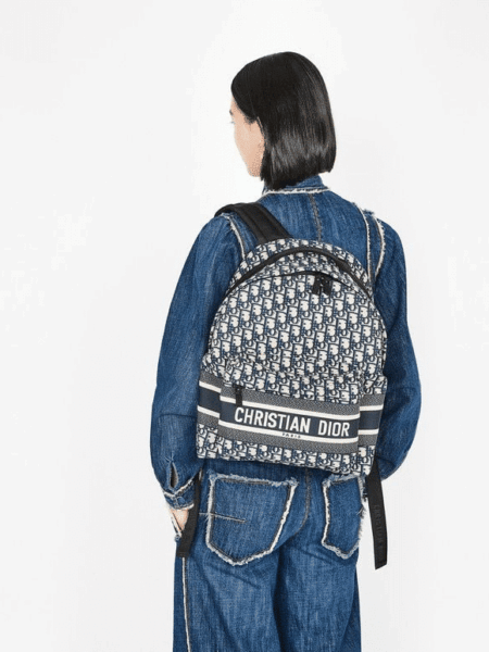 [디올] 트래블 백팩 블루 오블리크 M6104