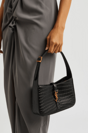 [생로랑] LE 5 A 7 호보백 크로커다일 블랙 6572282