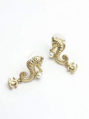 [샤넬] 스터드 귀걸이