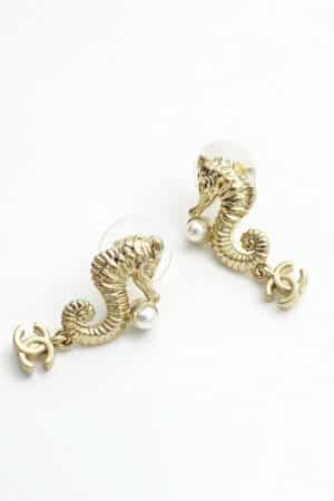 [샤넬] 스터드 귀걸이