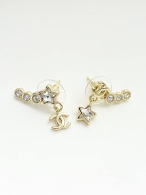 [샤넬] 스터드 귀걸이 ABE552