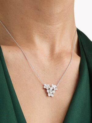 [그라프] 와일드 플라워 다이아몬드 클러스터 펜던트 RGP772