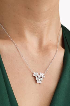 [그라프] 와일드 플라워 다이아몬드 클러스터 펜던트 RGP772