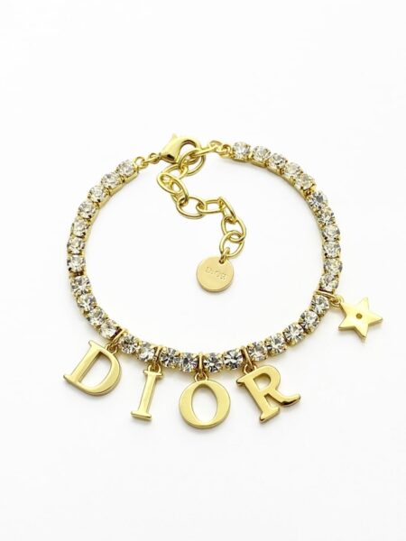 [디올] Dio(r)evolution 팔찌 B2692WOMCY