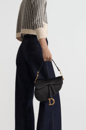 [디올] 새들 스트랩백 M0455CBAA