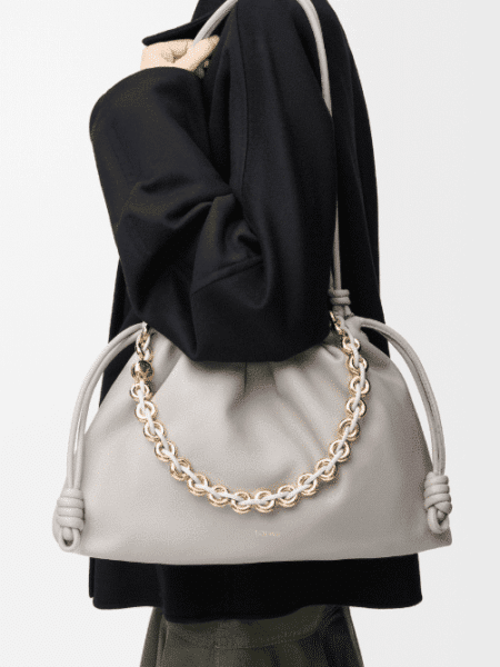 [로에베] 라지 플라멩코 펄스 나파 램스킨 쉘 그레이 A411FPDX01