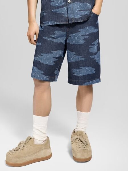 [루이비통] 모노그램 샴브레이 반바지 1AILU4