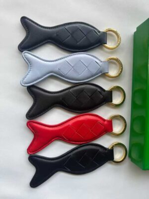 [보테가] 인트레치아토 가죽 물고기 키링  (5 COLOR)