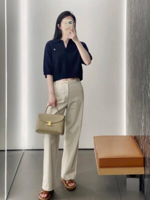 [셀린느] 울 소재 트리옹프 크롭 폴로