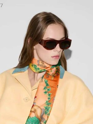 [구찌] 25S 시즌 신상 '플로라 가든' 양면 트윌 실크 스카프 (2 COLOR)