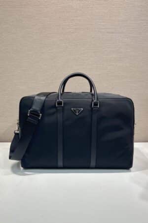 [프라다] 리나일론 앤 사피아노 레더 더플백 2VC007