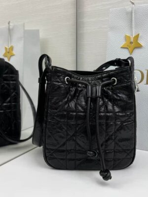 [디올] 디 모션 스몰 버킷백