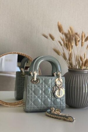 [디올] 레이디 미니 백 M0505OWCB