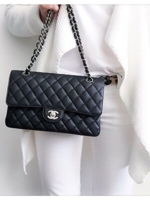 [베트남 출고] 샤넬 클래식백(미디움) 블랙 캐비어 은장 A01112