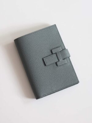 [에르메스] 뉴 H 파상트 컴팩트 지갑 Epsom – Vert de Gris