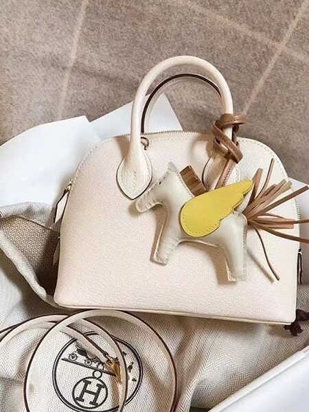 [에르메스] 미니 볼리드 Nata Chevre 산양가죽 숄더백