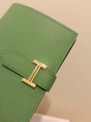 [에르메스] Bearn Compact 베안 반지갑 3I Vert Criquet+T0 Bleu Brume Epsom 송아지가죽