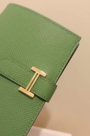 [에르메스] Bearn Compact 베안 반지갑 3I Vert Criquet+T0 Bleu Brume Epsom 송아지가죽