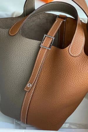 [에르메스] 피코탄 Picotin Etoupe Clemence 은장 금장 송아지가죽 핸드백