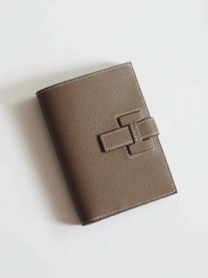 [에르메스] 뉴 H 파상트 컴팩트 지갑 Epsom – ETOUPE