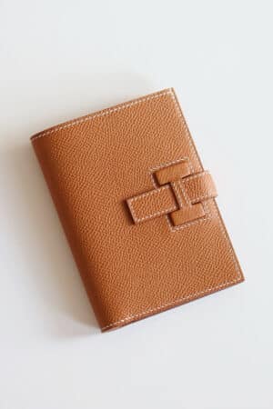 [에르메스] 뉴 H 파상트 컴팩트 지갑 Epsom – GOLD