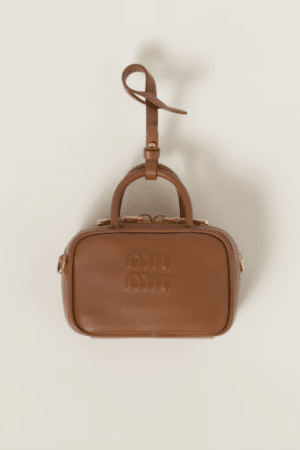 [미우미우] 가죽 마이크로 주머니 5NR020_2F8W_F0046