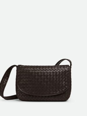 [보테가베네타] 베네토 플랩 메신저 백 퐁당