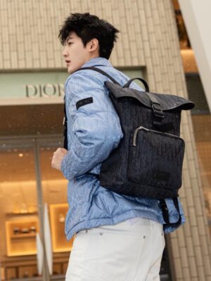 [디올] Dior Trek 롤탑 백팩 1DTBA245DOL