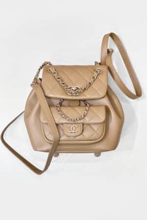 [샤넬] 22 듀마 백팩 스몰 AS2908